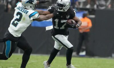 Davante Adams Takes a Swipe at the Bears: A Rivalry Rekindled